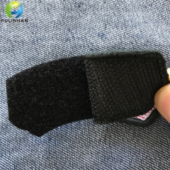 Rivestimenti in tessuto con velcro per uniformi
