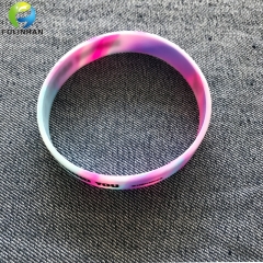 braccialetti in silicone goffrato