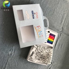 confezione di scatole di penna