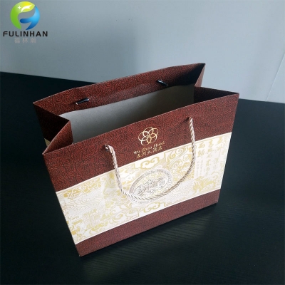 sacchetti regalo hotel in carta personalizzati