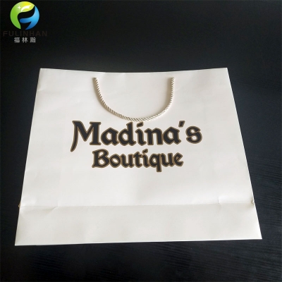 shopper in carta personalizzati per abbigliamento
