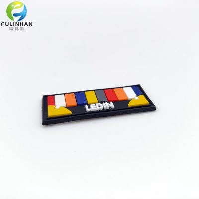 toppe in gomma con logo personalizzato sette colori