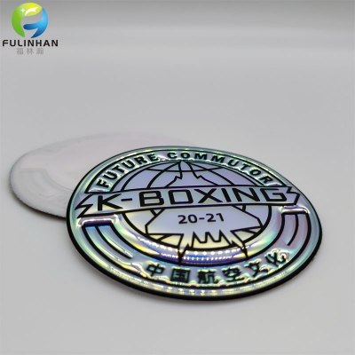 indumento in rilievo con logo personalizzato TPU patch