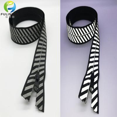 cerniera riflettente per indumenti