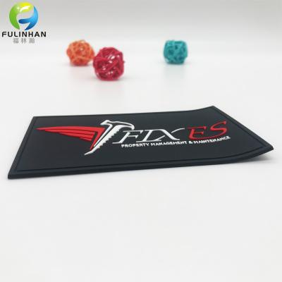 Distintivi in PVC personalizzati per vestiti