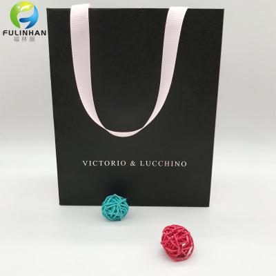 Sacchetto di carta kraft personalizzato con timbro logo