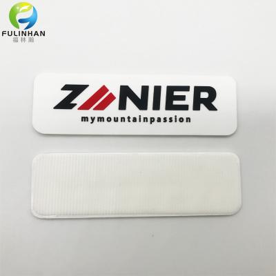Badge in gomma con velcro